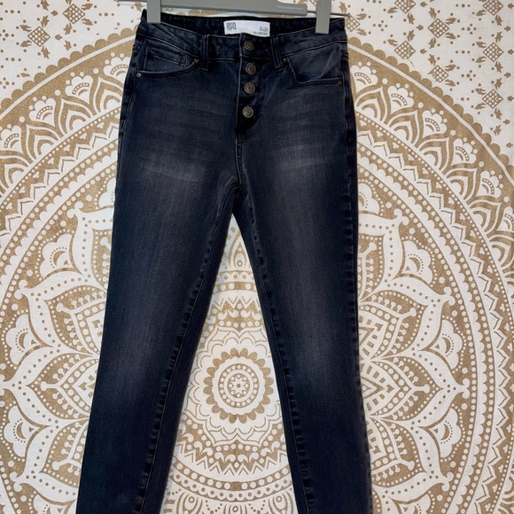 RSQ Denim - “RSQ” LADIES BUTTON UP CALI HI-RISE BLACK JEANS, SIZE 0 (24)